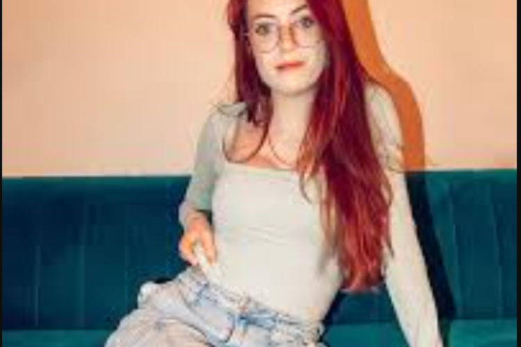 Look for Profile of Fiona Cauley, Beautiful Girl with Special Ability Goes Viral on the Internet!